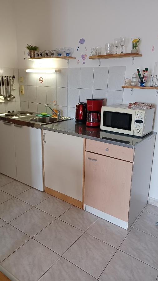 Apartmani Mary ドゥギ・ラット エクステリア 写真