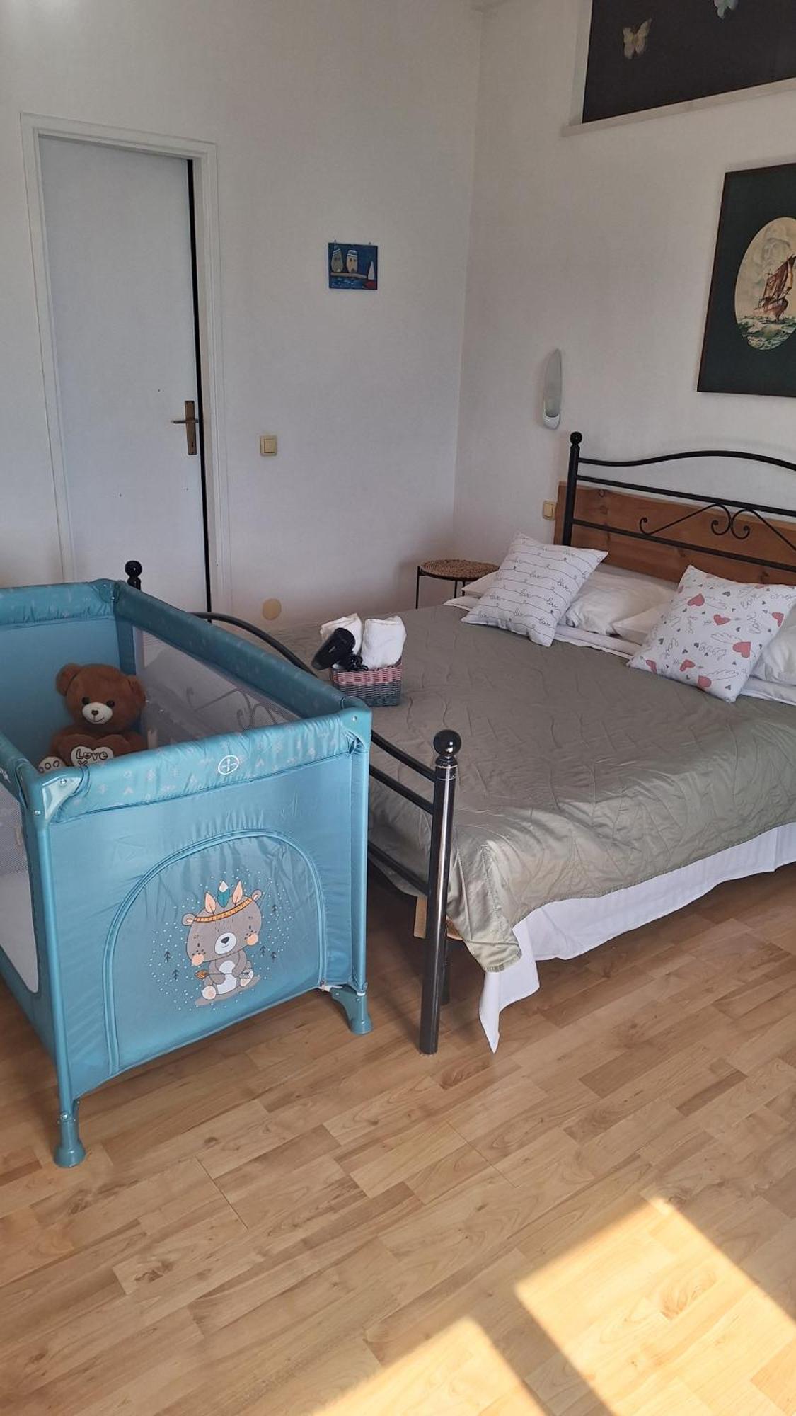 Apartmani Mary ドゥギ・ラット エクステリア 写真